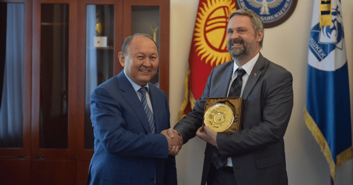 Швейцария выделит $9 млн на 10-летний проект для жителей новостроек Бишкека