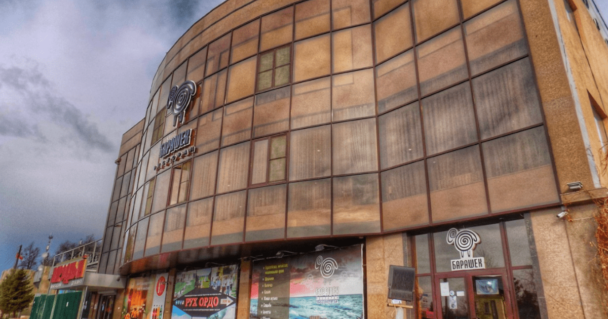 Дом культуры в Чолпон-Ате передали ресторану «Барашек»