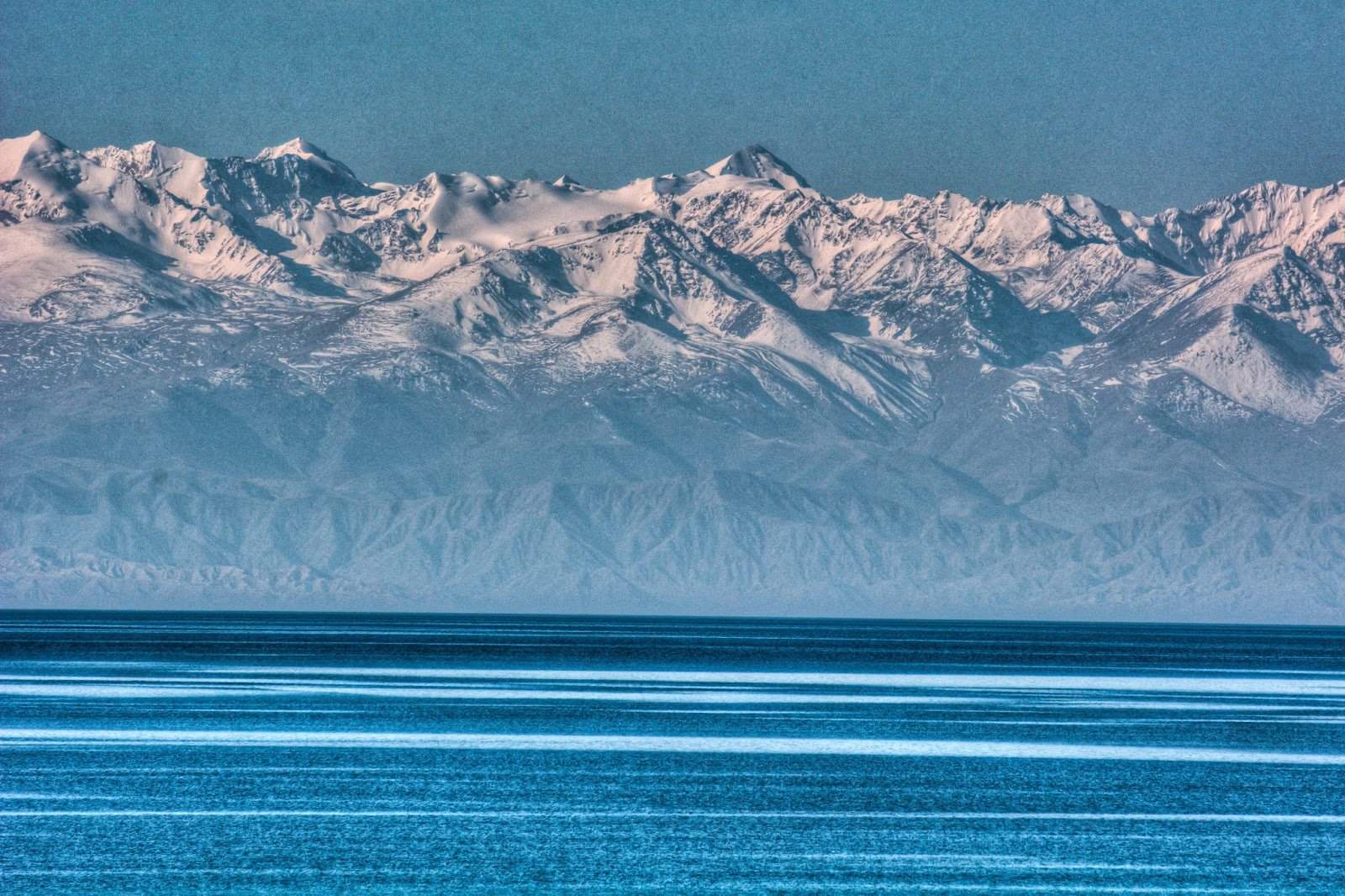 Леднику на Иссык-Куле присвоено имя основателя ОАЭ шейха Заеда