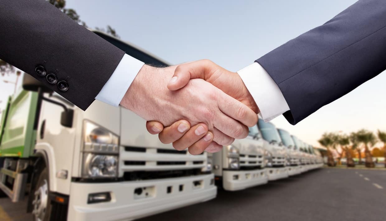 Предприниматели КР могут брать узбекскую технику в лизинг через УКФР