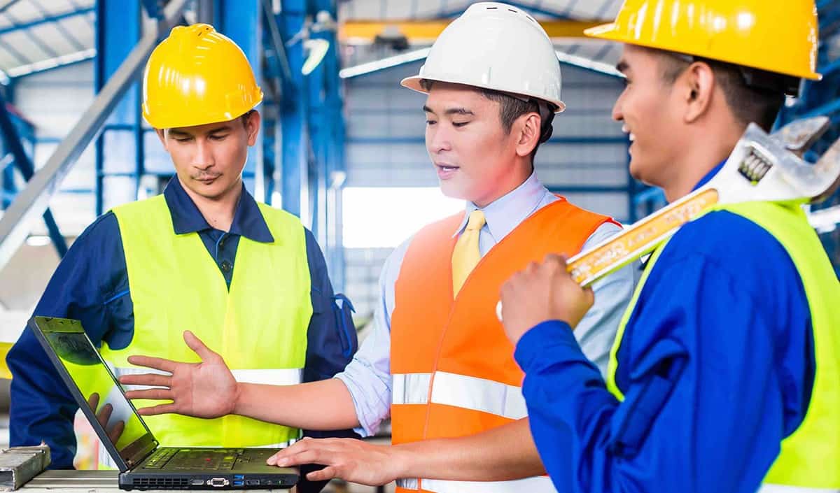 Экономист: удержать рабочую силу – задача №1 для государства