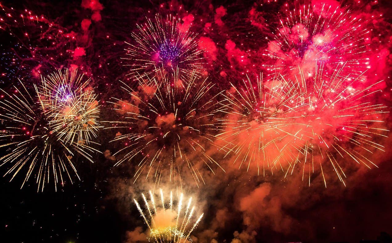 Игнорирование смога — мэрия Бишкека хочет потратить 1 млн сомов на новогодние салюты