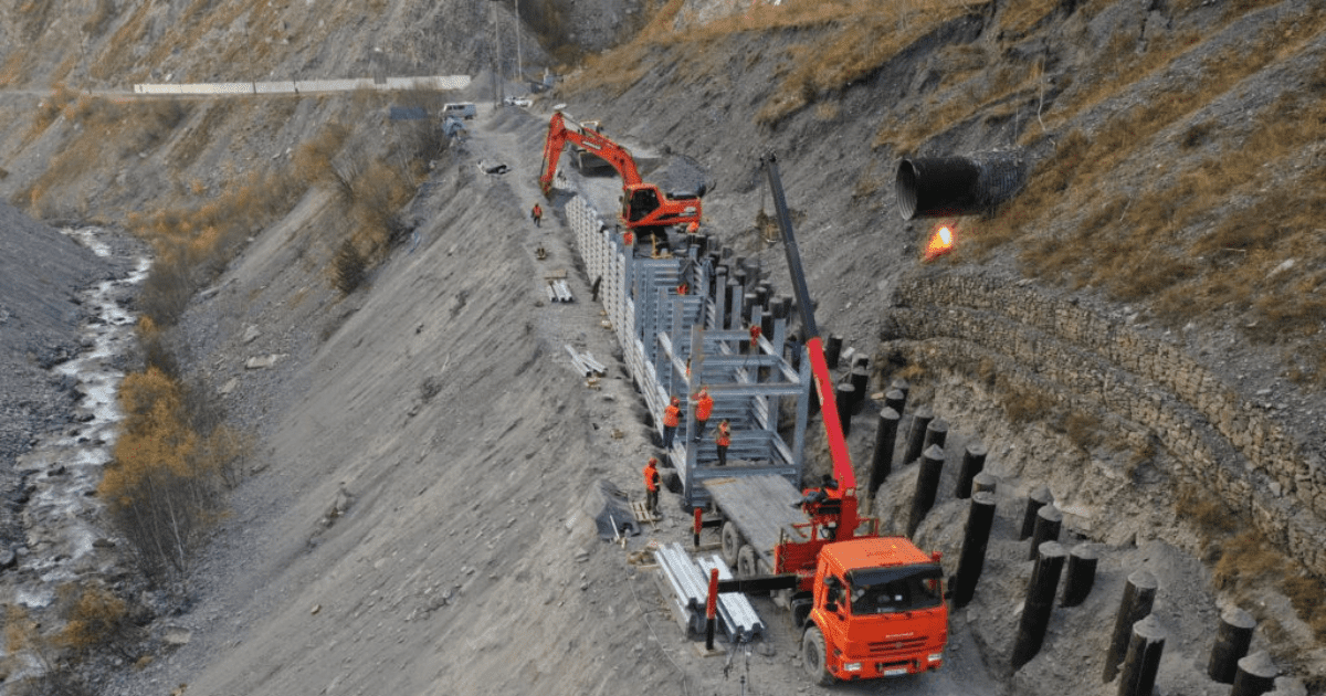 Минтранс намерен привлечь от Китая грант в $59 млн — на защиту дорог от камней