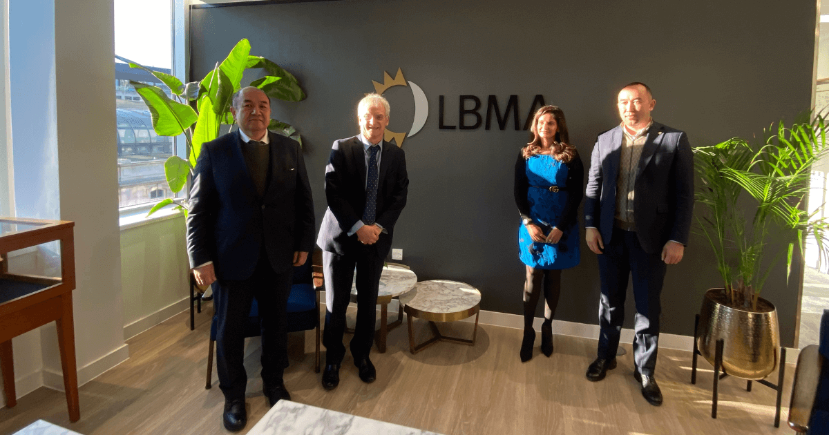 Делегация КР обсудила в Лондоне возобновление продаж золота