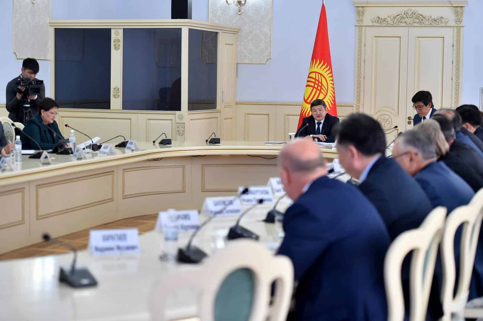 Во всех больницах должны быть новые приемные покои по мировым стандартам – Акылбек Жапаров