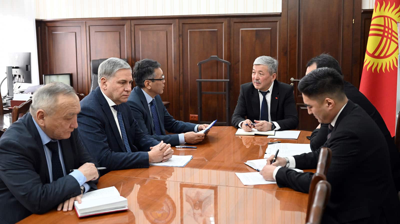 Бизнес-омбудсмену чаще жалуются предприниматели Бишкека и Чуйской области