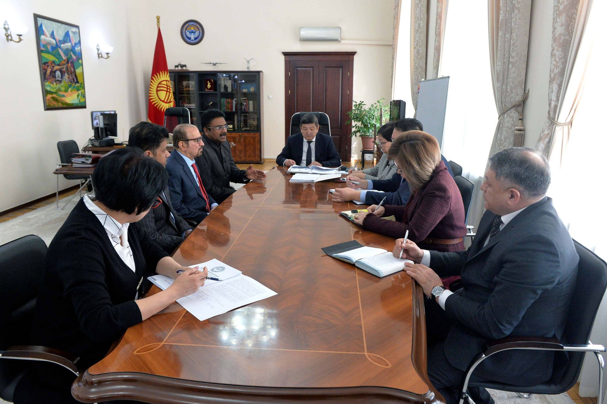 Инвесторы из Индии предлагают проект по внедрению новой медицинской системы