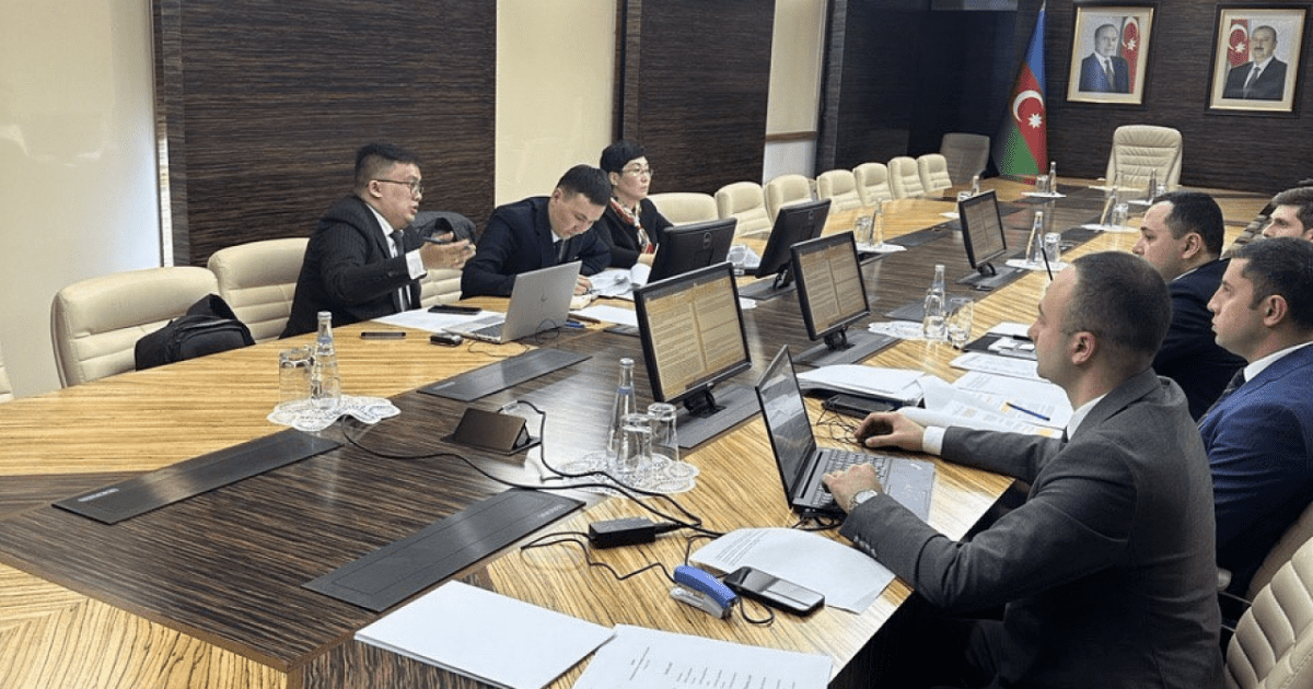 Кыргызстан обсуждает с Азербайджаном соглашение об избежании двойного налогообложения