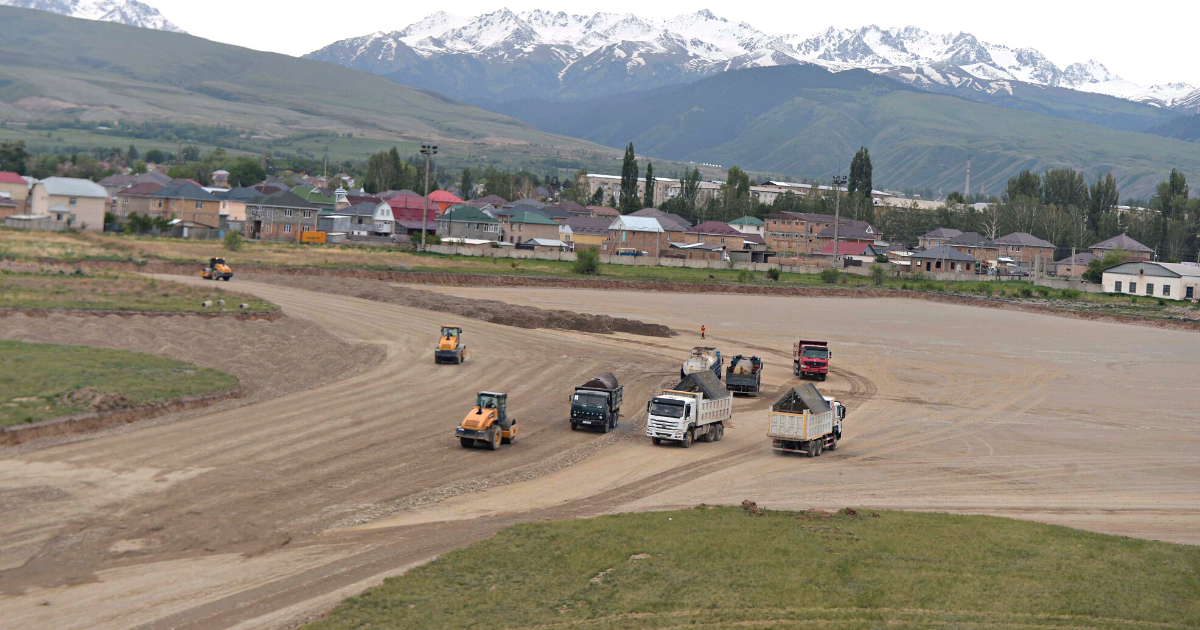 Дороги Тюп – Кеген и Каркыра – Турук – Сары-Джаз будут готовы к 2025 году