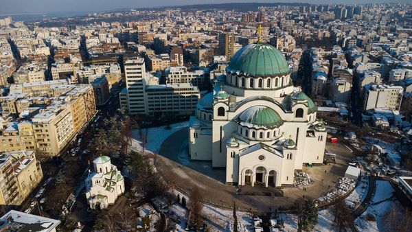 Долгосрочная аренда авто в Белграде в 2026: цены от 31 дня, депозит и документы