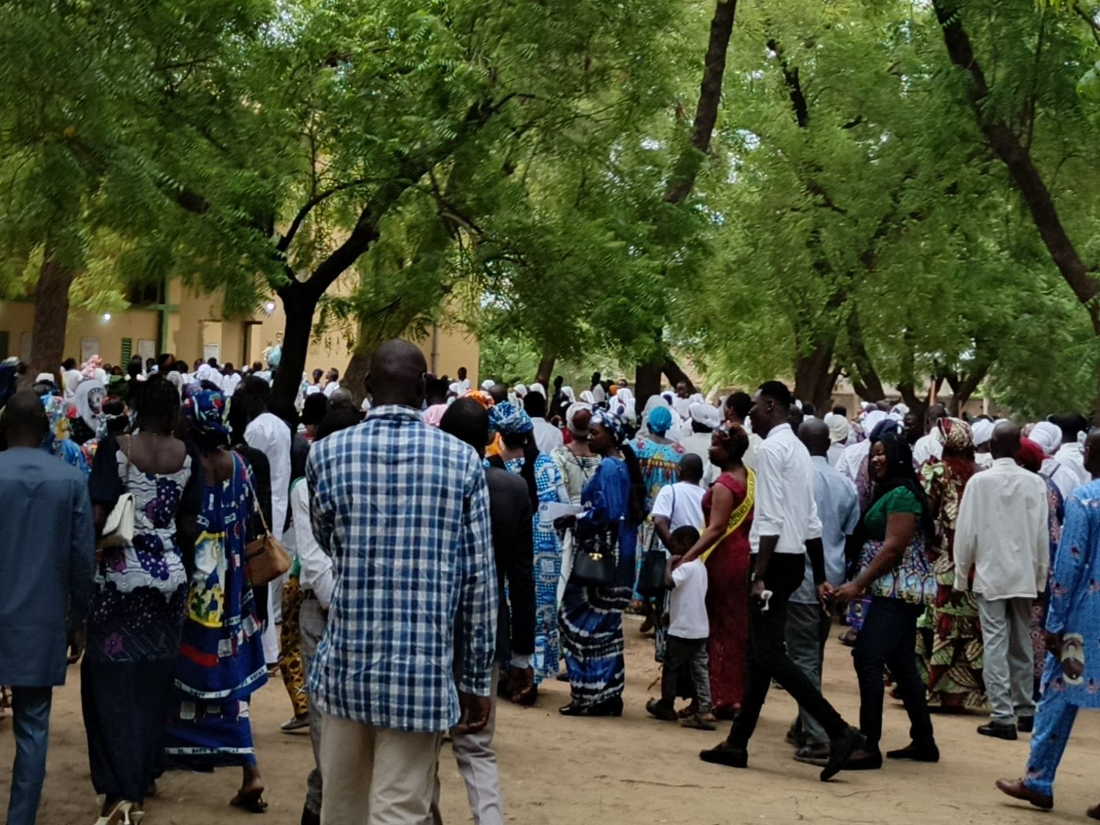 N'Djamena : quand les lieux de culte deviennent des aires de jeux sous le regard complice des parents