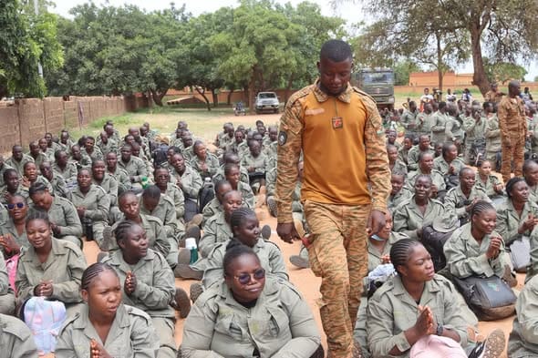 Burkina Faso : une seconde vague de 944 agents de santé entame son immersion patriotique