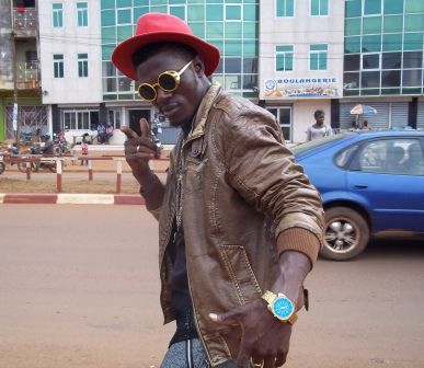 « Je ne fais parti d'aucun label pour l'instant ».