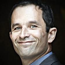 France: "Abattre le front national en votant pour Emmanuel Macron", a souligné Hamon