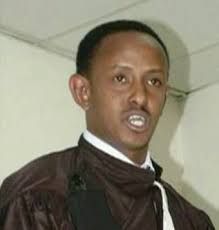 DJAMA SOULEIMAN ALI PROCUREUR &amp; PROMETTEUR CORROMPU