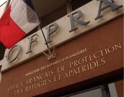 Réfugiés : un retour dans votre pays d’origine sans un « motif impérieux » pourrait vous conduire à la perte de votre statut