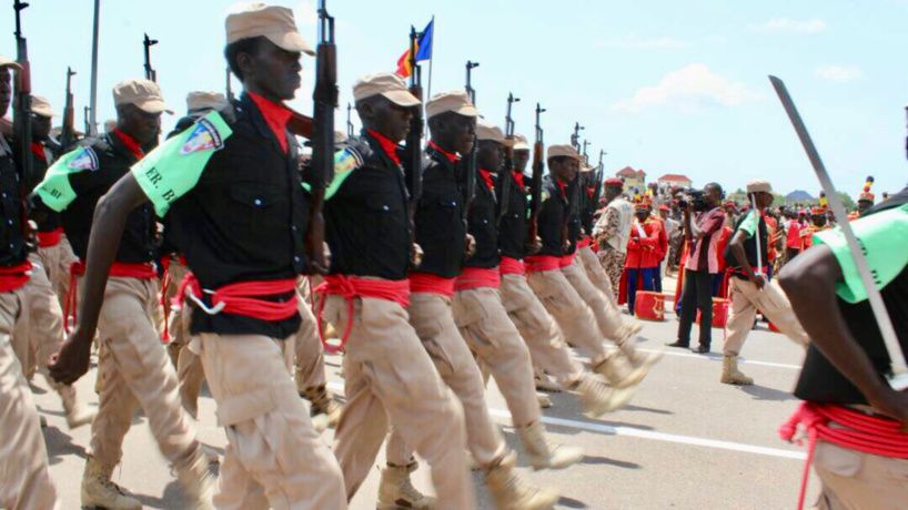 Des éléments du corps de la douane lors d’un défilé. AlWihda Info