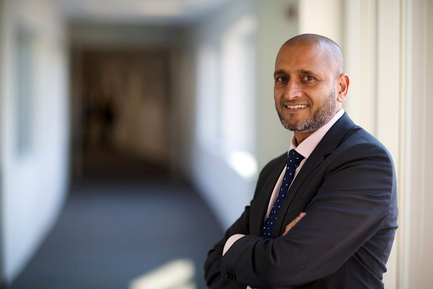 Farhad Khan, Yahsat, Directeur Commercial de Yahsat (Source: Al Yah Satellite Communications Company PrJSC, 