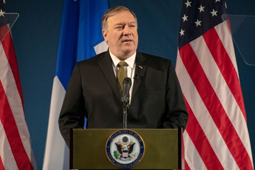 Le secrétaire d’État, Mike Pompeo, prononce un discours à la réunion du Conseil de l’Arctique à Rovaniemi, en Finlande, le 6 