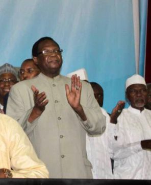 Le président du Viva-RNDP et ministre d'Etat, ministre conseiller à la Présidence de la République, Dr. Nouradine Delwa Kassi