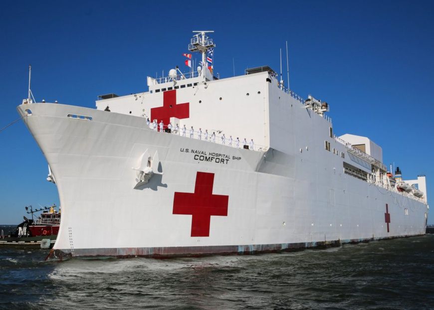 Le 14 juin, le navire-hôpital USNS Comfort quitte le port pour son déploiement en Amérique du Sud, en Amérique centrale et da