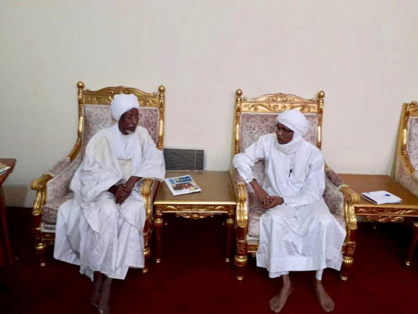 Le président du Conseil supérieur des affaires islamiques du Tchad, Cheikh Mahamat Khatir Issa et le président du Centre d'ét