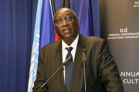 Tchad : le président de la République rend hommage à Mahamat Abdoulaye Senoussi. © DR