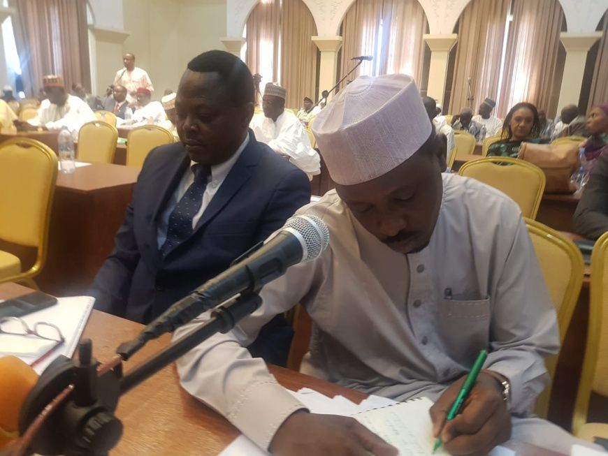 Tchad : interpellé par les députés, le ministre du Pétrole dénonce des 