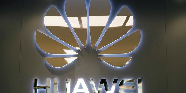 Huawei présente ses solutions innovantes pour accompagner le développement des industries pétrolière et gazière en Égypte (© 