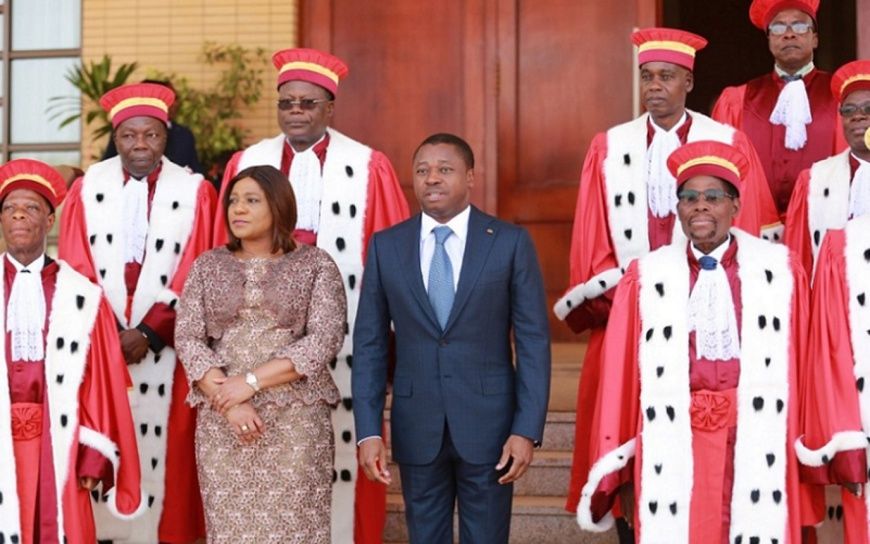 Togo : sept des neuf nouveaux membres de la Cour constitutionnelle ont pris fonction. © DR