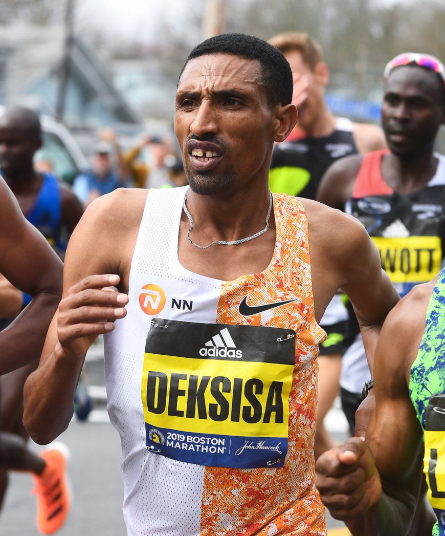 Ethiopian duo Worknesh Degefa and Soloman Deksisa will be among the favourites at the Standard Chartered Dubai Marathon on Ja