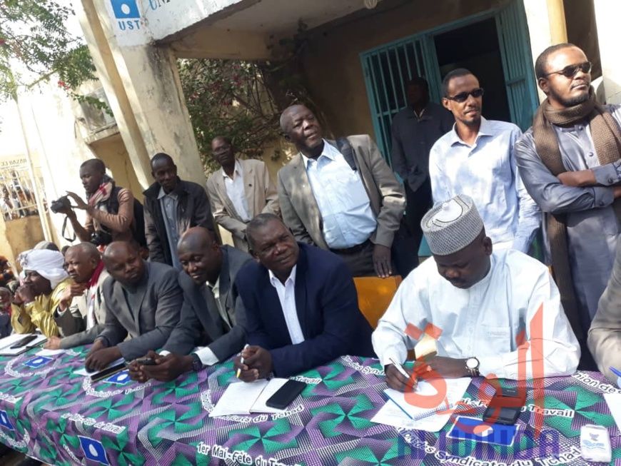 Tchad : les fonctionnaires menacent de partir en grève lundi