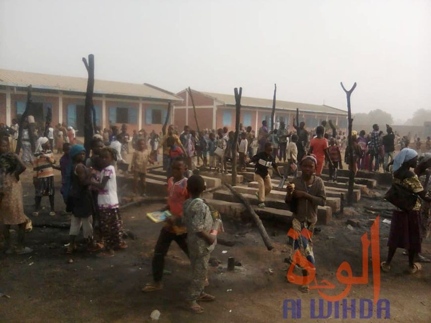 Tchad : un élève de 6 ans met le feu à sa salle de classe à Moundou. © Golmen Ali/Alwihda Info