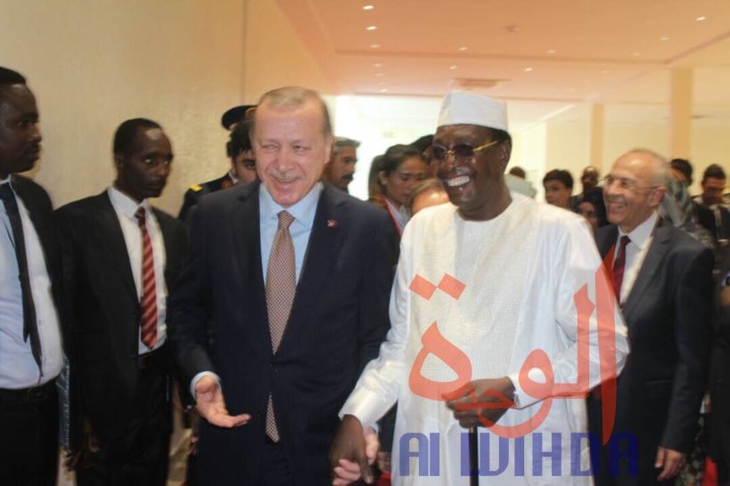 Le président du Tchad Idriss Déby Itno et son homologue turc Recep Tayyip Erdogan à N'Djamena. Illustration. © Alwihda Info/D