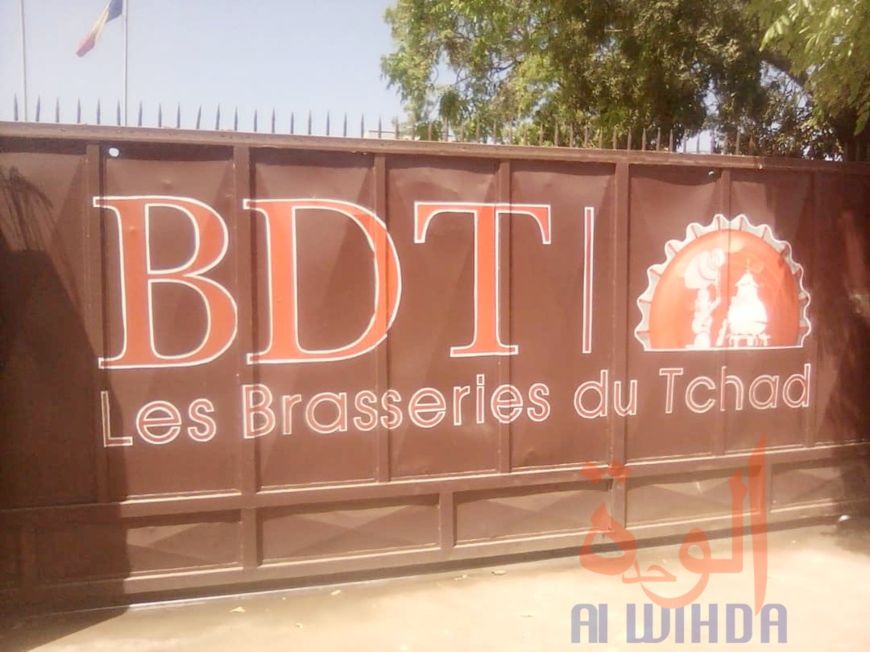 Un portail des Brasseries du Tchad à Moundou, au Tchad. © Golmen Ali/Alwihda Info