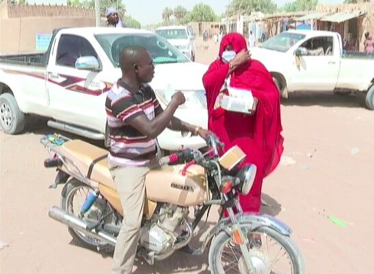 Tchad : à Faya, une distribution de 2000 masques par le MPS. © Abdoulaye Akim/Alwihda