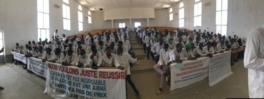 Tchad : à l'Université Adam Barka, les étudiants de médecine maintiennent leur grève. © DR