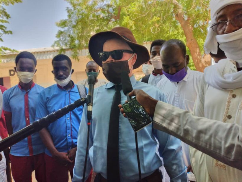 Tchad - Covid-19 : l'association d'appui aux albinos apporte son appui aux établissements
