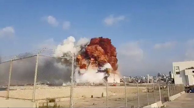 Liban : deux puissantes explosions ont secoué la capitale Beyrouth mardi. © Capture d'écran/Vidéo amateur
