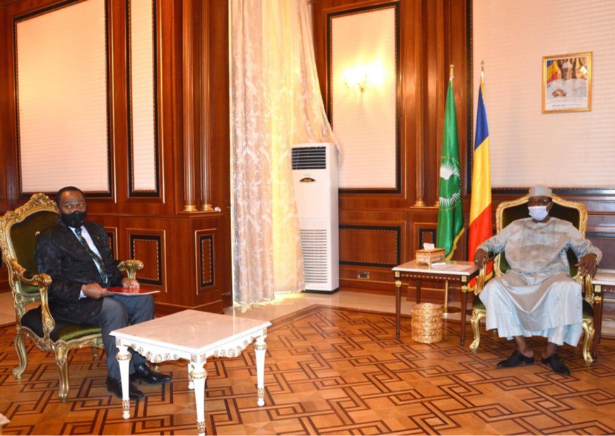 Tchad : un émissaire équato-guinéen reçu à la Présidence. © PR