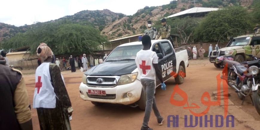 Tchad : à Mongo, le gouverneur inspecte l’hôpital provincial. © Béchir Badjoury/Alwihda Info