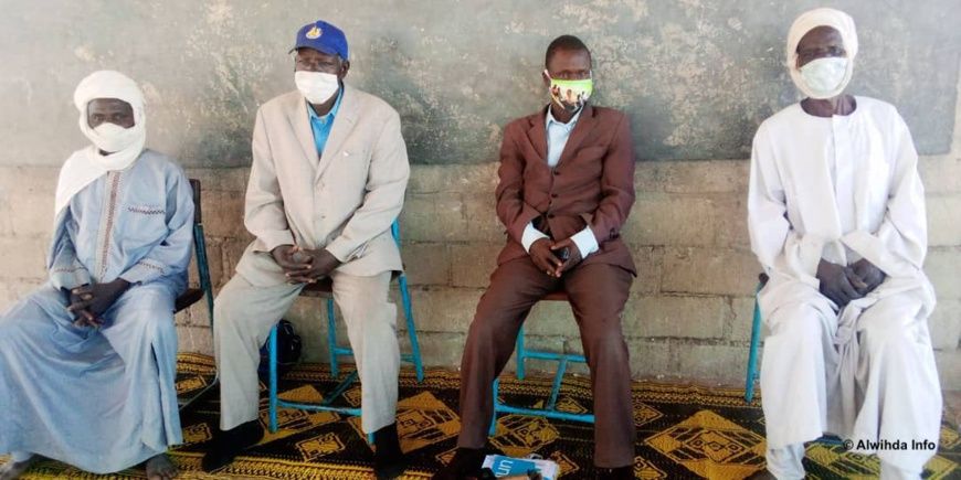 Tchad : les parents d'élèves sensibilisés sur la cotisation au Guéra pour payer les enseignants. © Saleh Hassan Rahma/Alwihda
