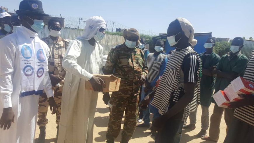 Tchad : Génération 90 remet des kits d'hygiène aux détenus d'Amsinéné