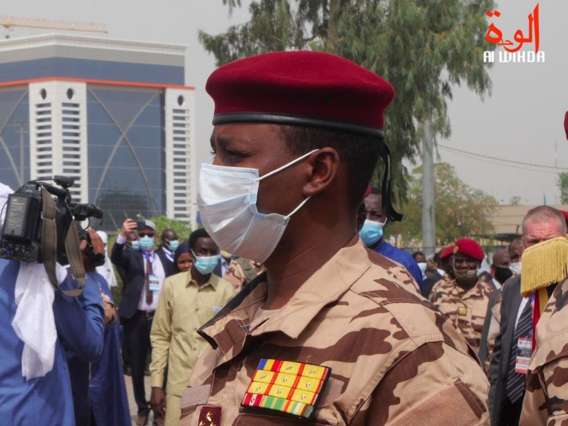 Tchad : le président du CMT remplace six gouverneurs