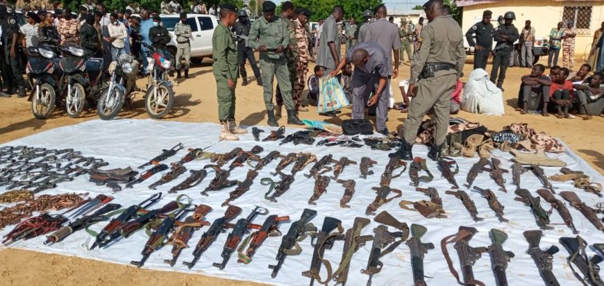 الشرطة الوطنية تعرض خمسين متهما بجرائم متنوعة