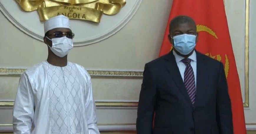 Le président Mahamat Idriss Deby, aux côtés du président angolais Joao Lourenço. Copyright © africanews Cleared