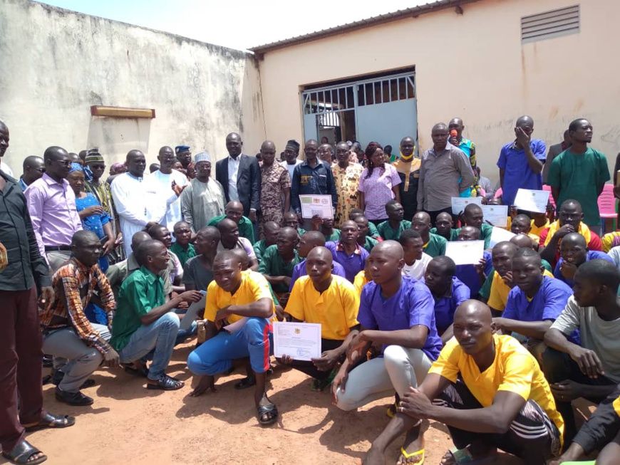 Tchad : des détenus de Moundou reçoivent leurs attestations de formation