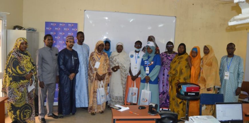 Tchad : le ministère des Postes prône un accès sécurisé des jeunes filles aux TIC
