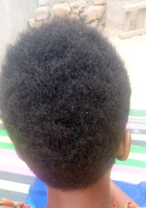 Tchad : cheveux coupés, source d’économie et nouvelle mode pour les femmes