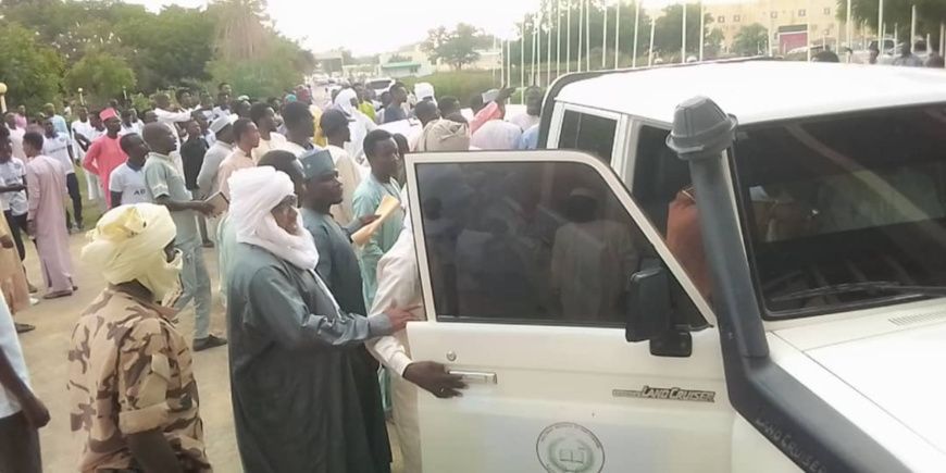 Tchad : la présence du sultan du Ouaddaï met fin à une cérémonie d'hommage aux joueurs d'Abeché